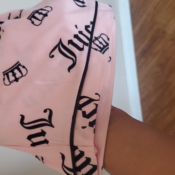 JUICY🌸🖤🌸COUTURE PJ SET - Picture 6 of 9